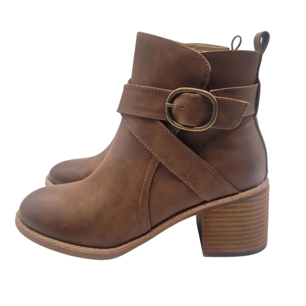 BOC Born Bonny Ankle Booties Brown Leather‎ Block Heels Womens Size US 9